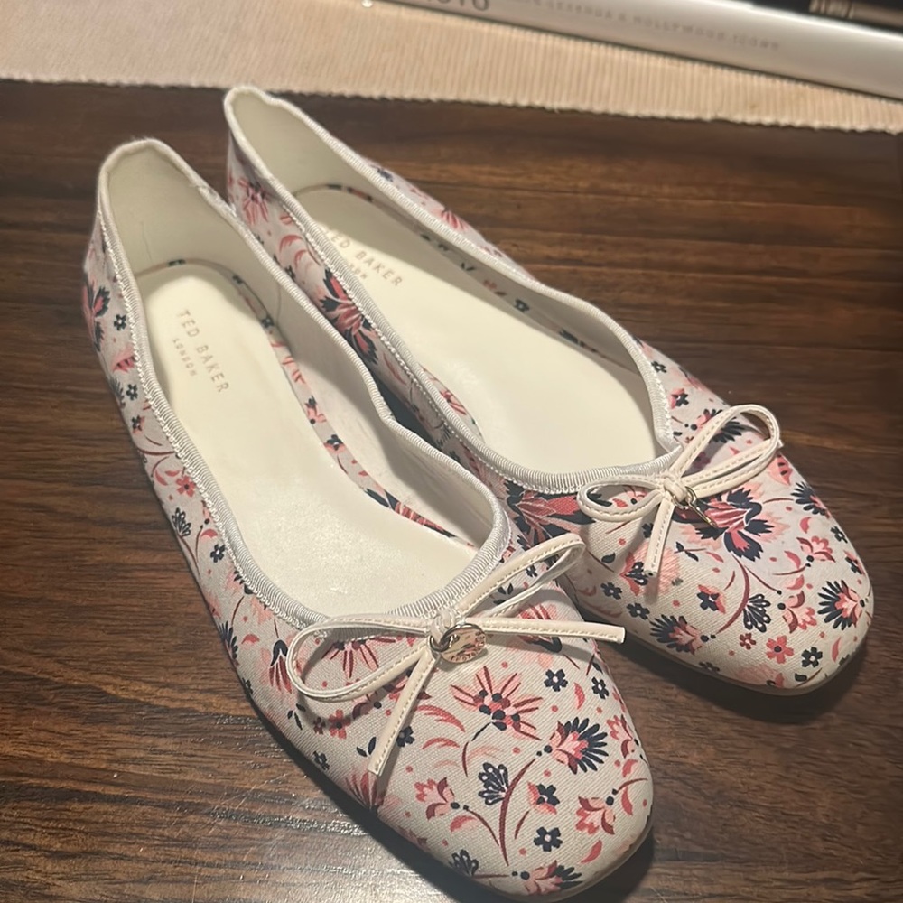 Bayna Floral Ballet Flat (Women)